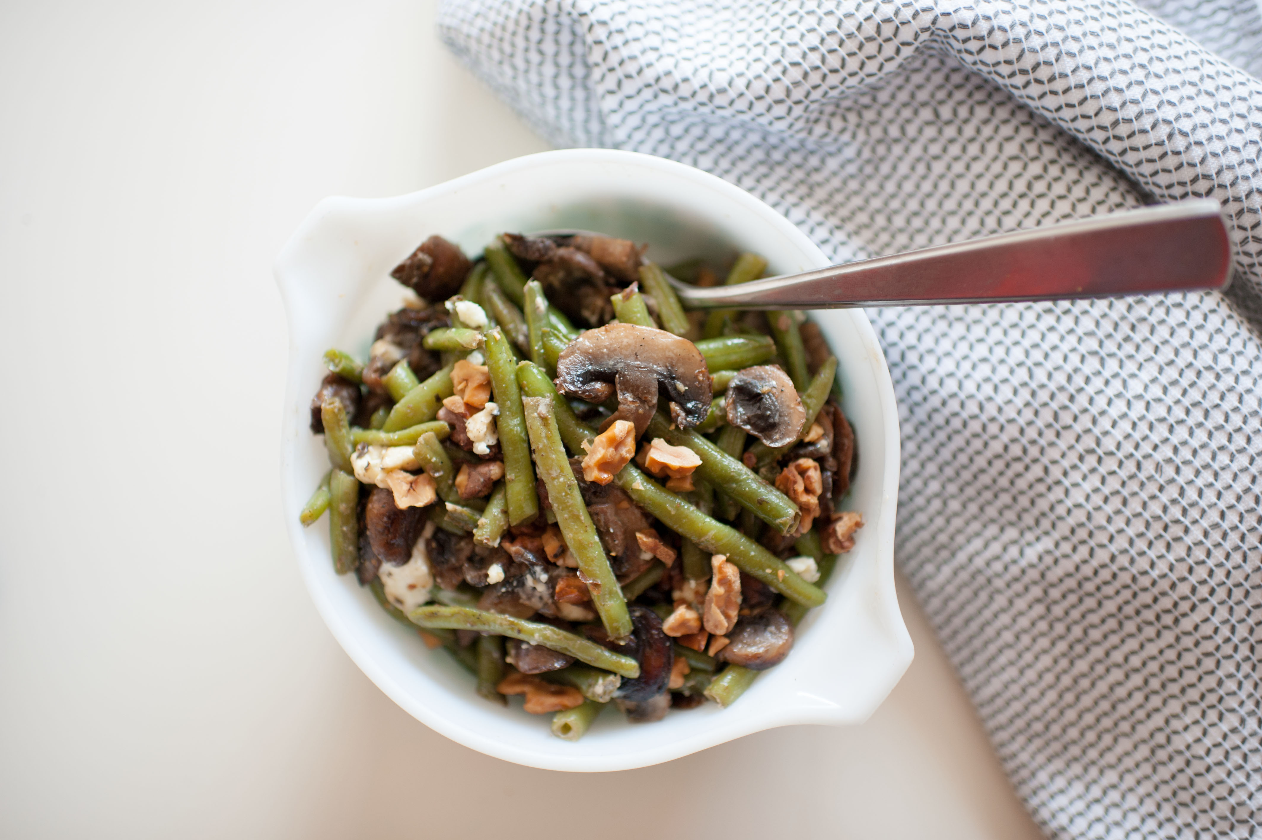 How to cook delicious salad with beans and mushrooms How to cook delicious salad with beans and mushrooms