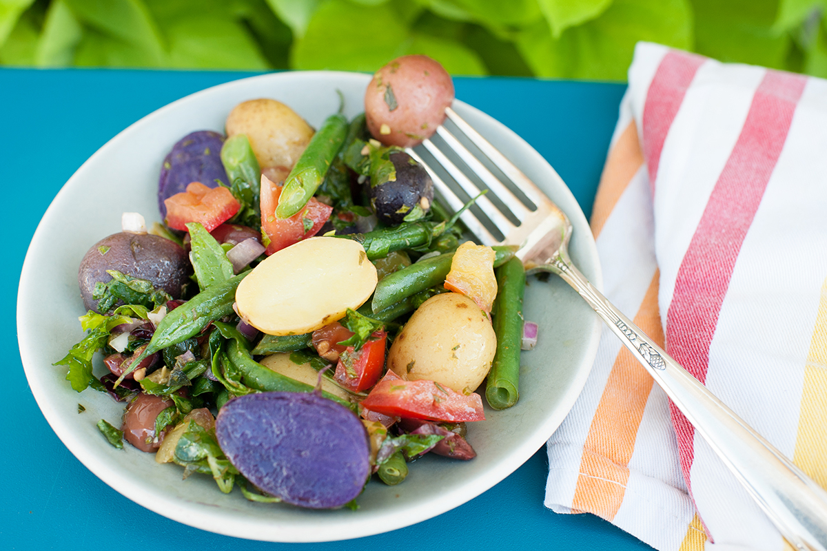 Fingerling Potato Salad With Heirloom Tomatoes And Kale Italia Fingerling Potato Salad With Heirloom Tomatoes And Kale Italia