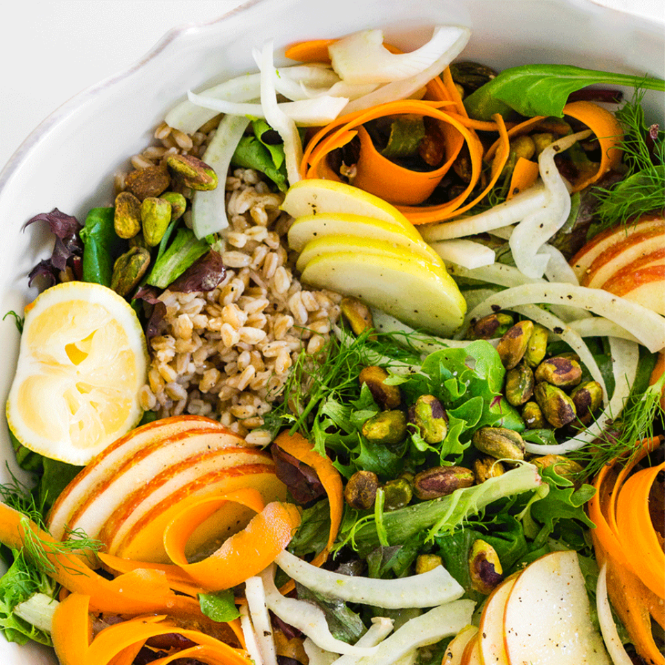 FARRO-APPLE-SALAD-WITH-MAPLE-VINAIGRETTE-Featured-Image-Version-2